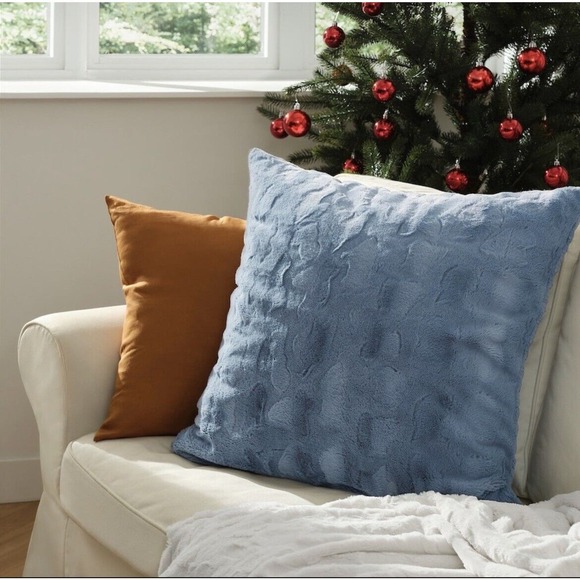 IKEA SPÖCKSÄCKMAL SPOCKSACKMAL Cushion Cover, Blue, 26”x26” (605.666.27) NEW - Picture 2 of 4